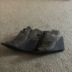 Fergalicious Gray textured wedges either open toe.  Worn twice.  Size 7.